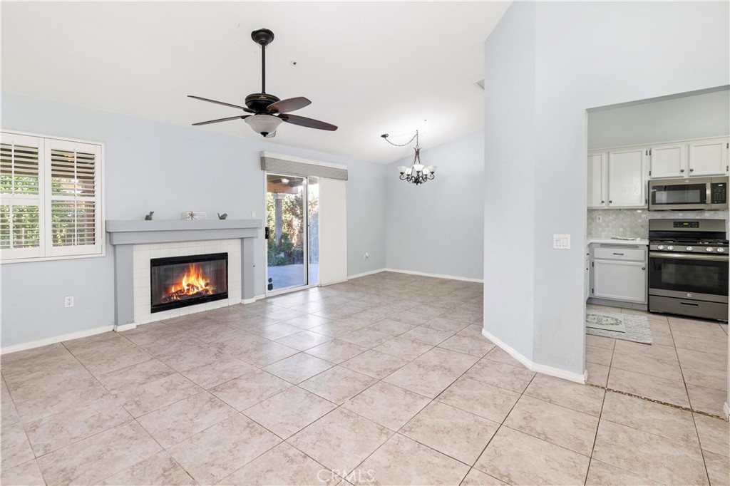 15615 Las Posas Drive