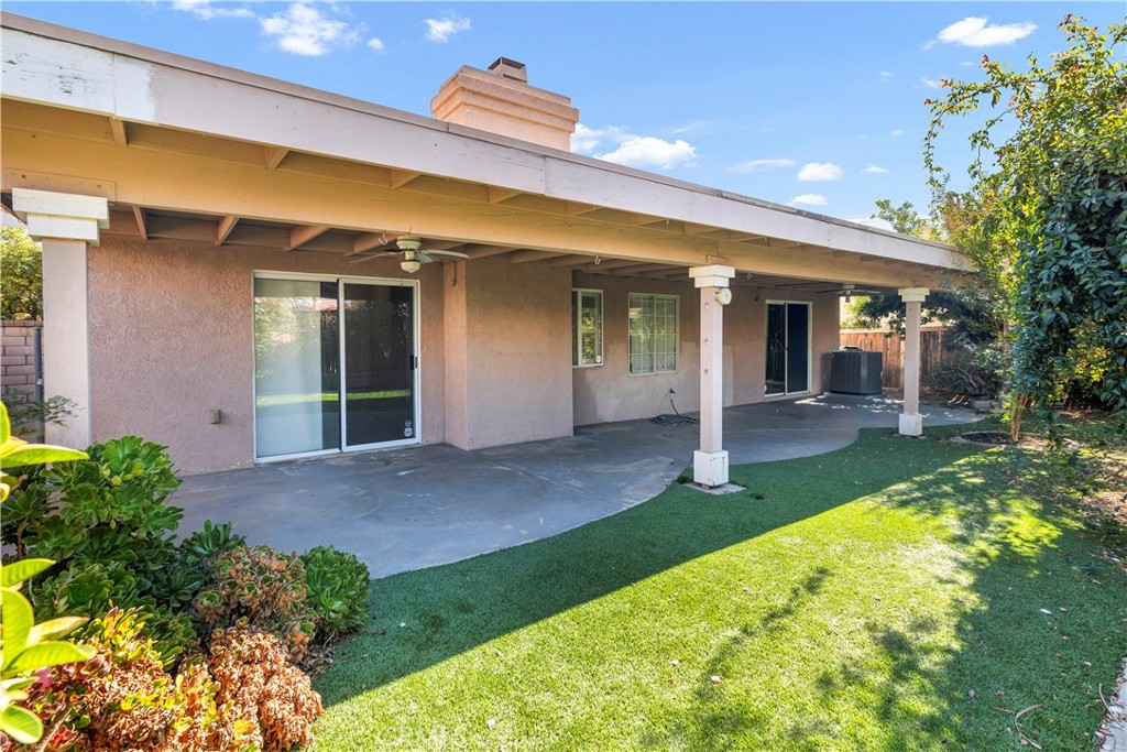 15615 Las Posas Drive