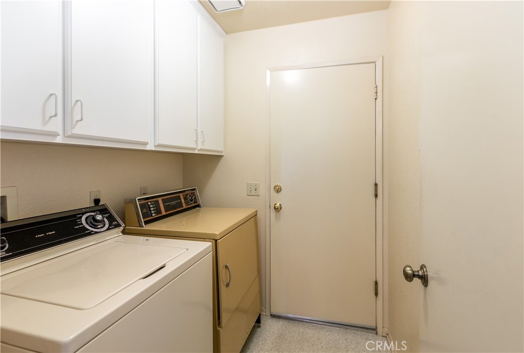 26183 Dardanelle Court