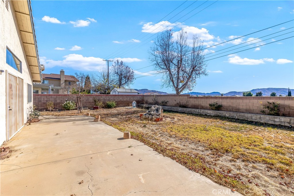 26183 Dardanelle Court