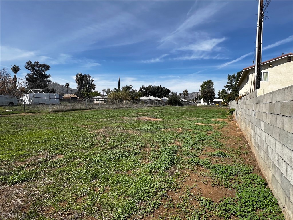 24412 Eucalyptus Avenue