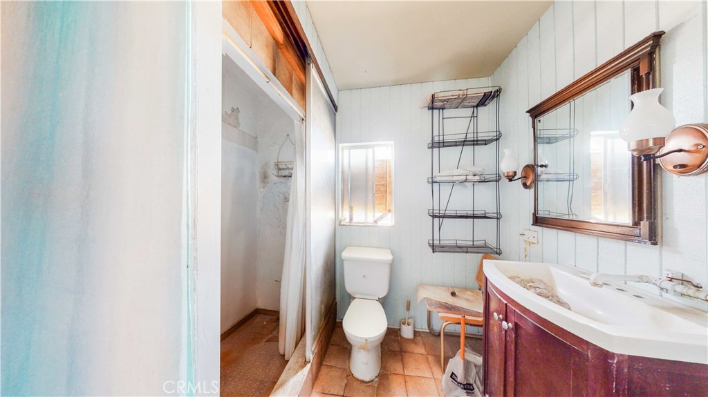 3398 Condalia Avenue