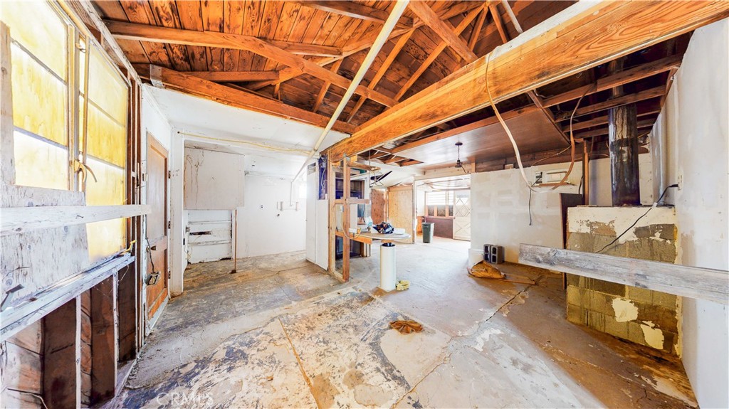 3398 Condalia Avenue