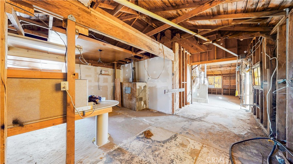 3398 Condalia Avenue