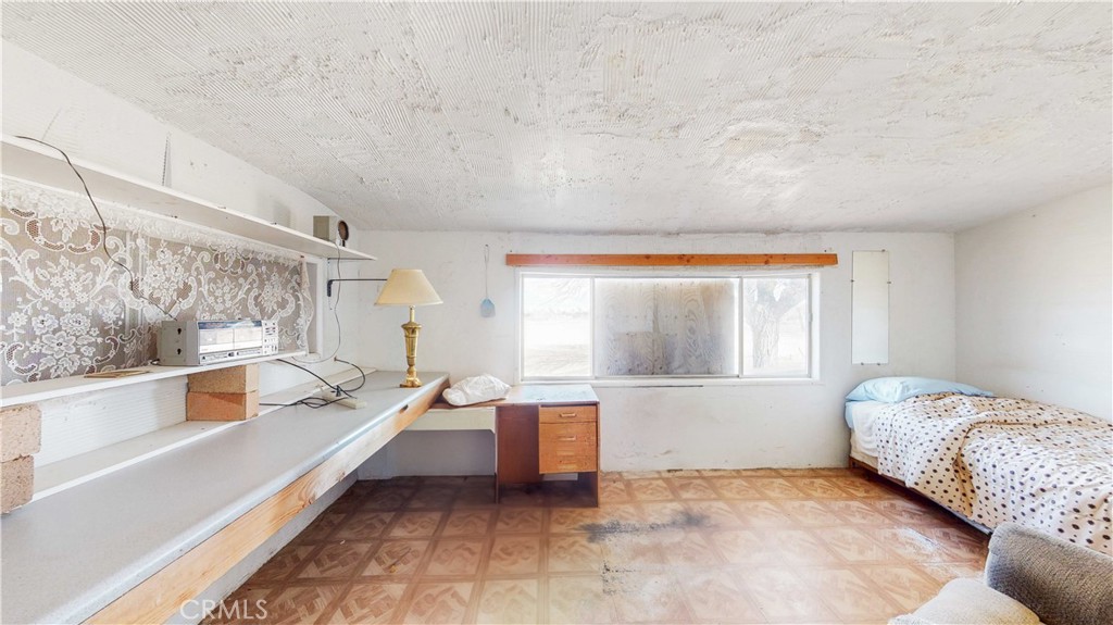 3398 Condalia Avenue