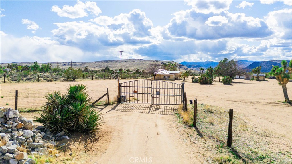 3398 Condalia Avenue