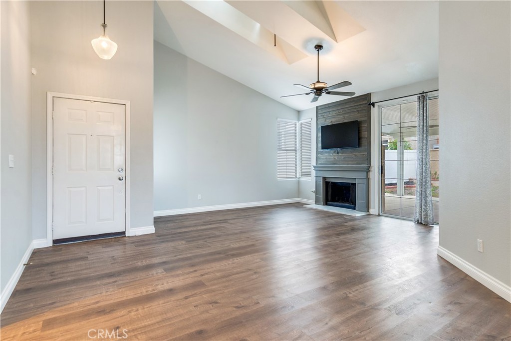 28387 Inverness Court
