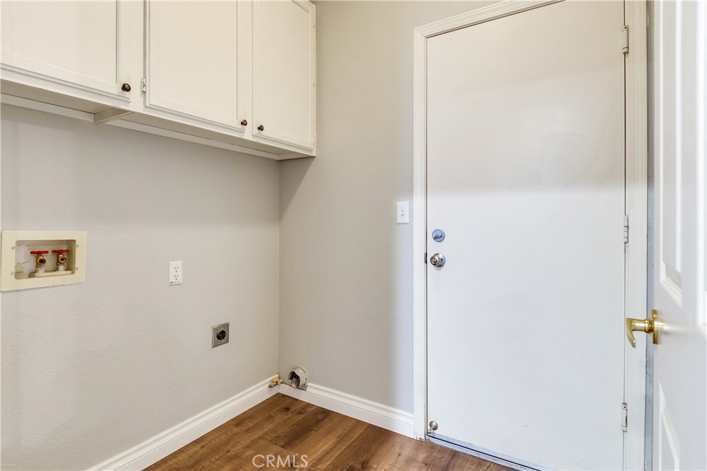 28387 Inverness Court