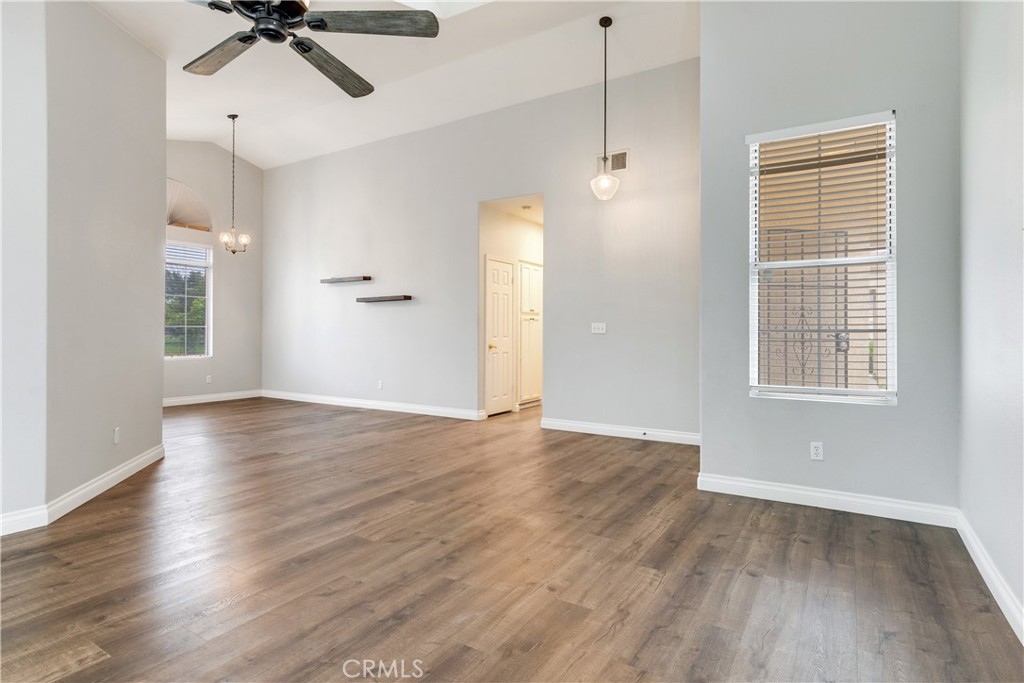 28387 Inverness Court