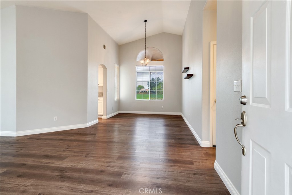 28387 Inverness Court