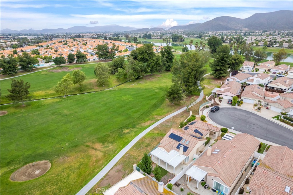 28387 Inverness Court