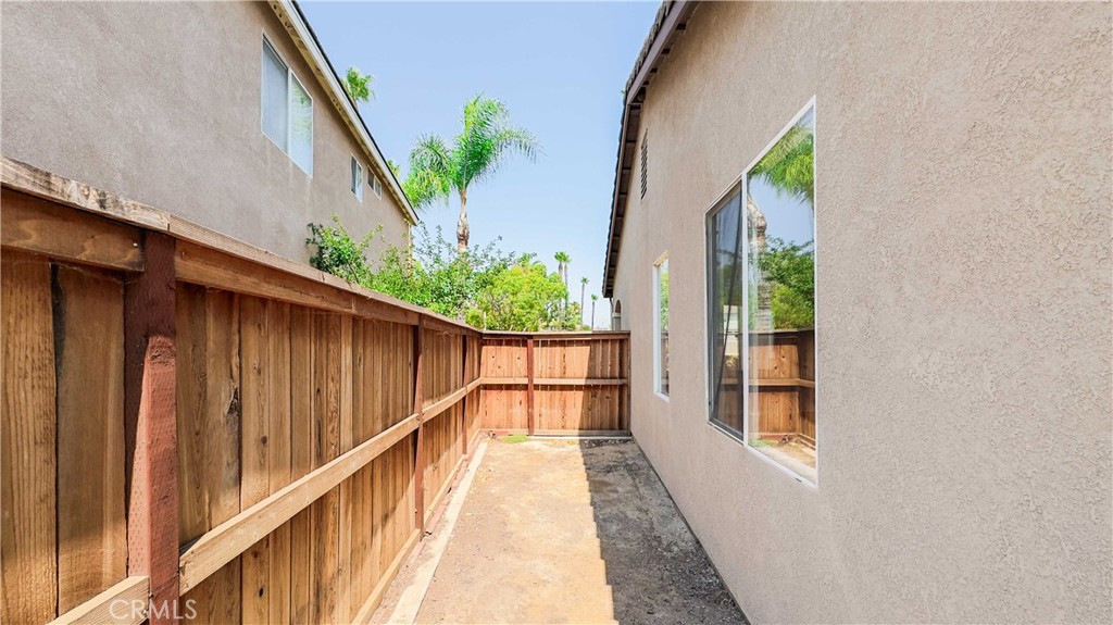 17877 Orangewood Lane
