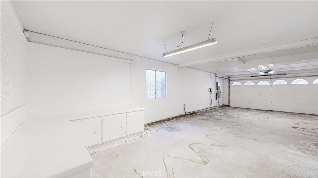 4932 Pinnacle Street