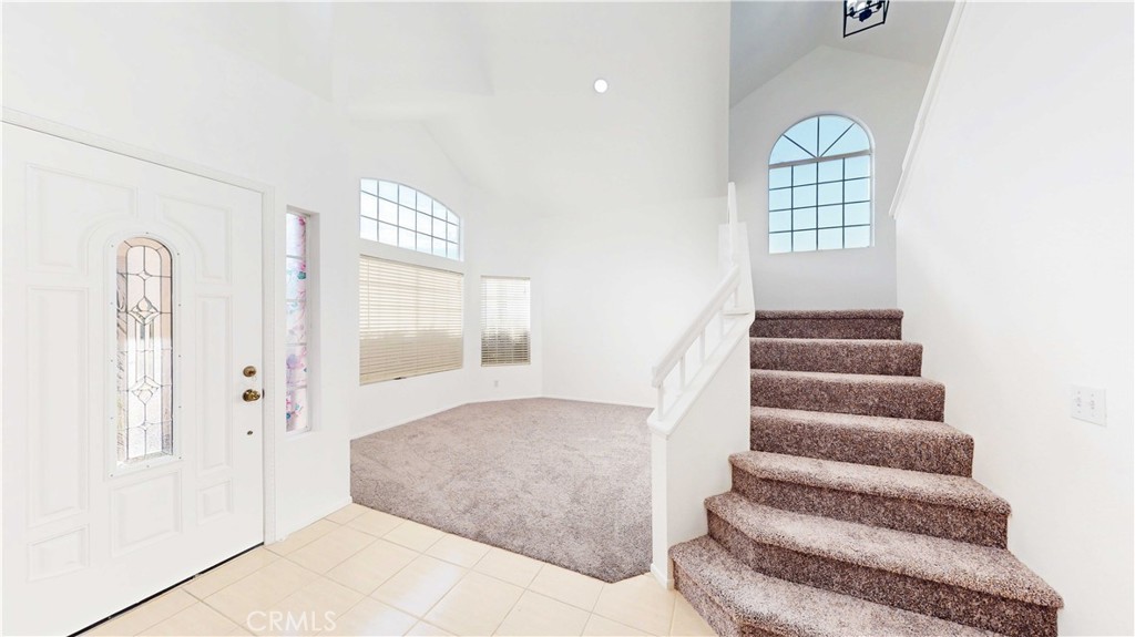 4932 Pinnacle Street