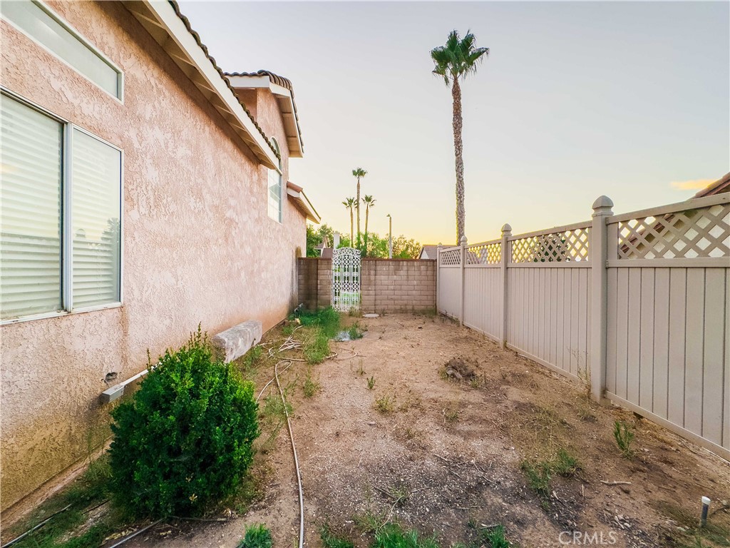 4932 Pinnacle Street