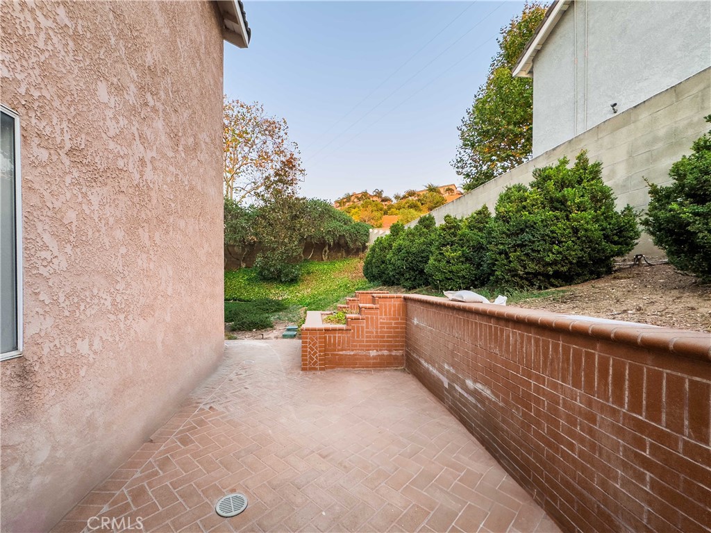 4932 Pinnacle Street