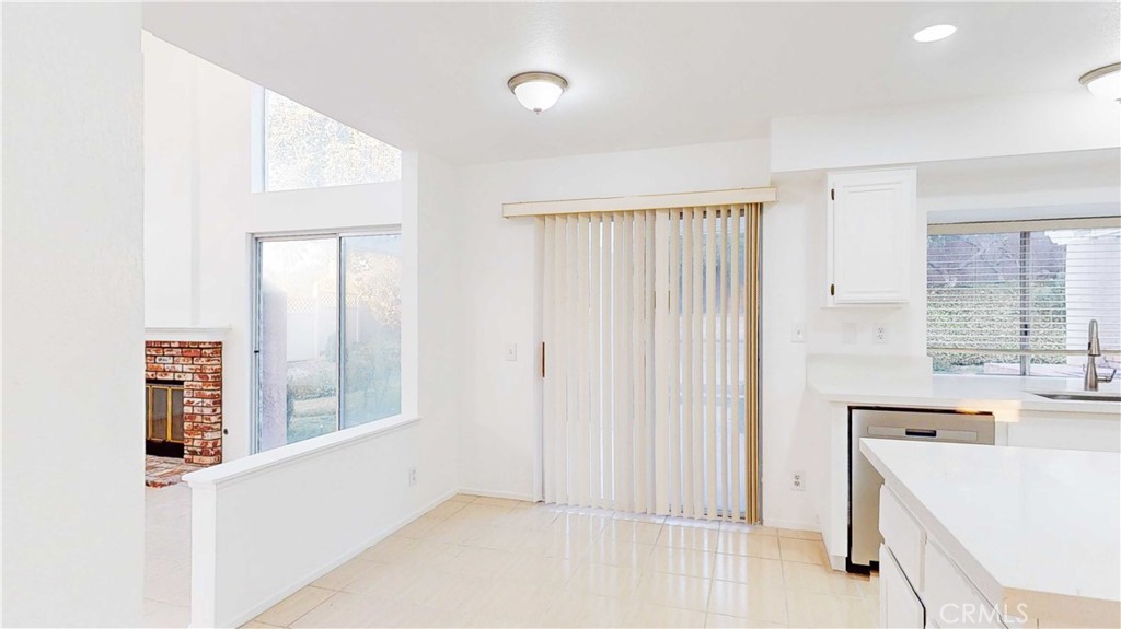 4932 Pinnacle Street