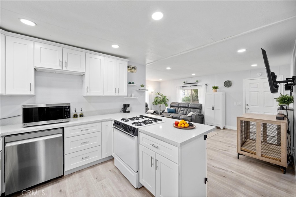 17086 Esperanza Drive