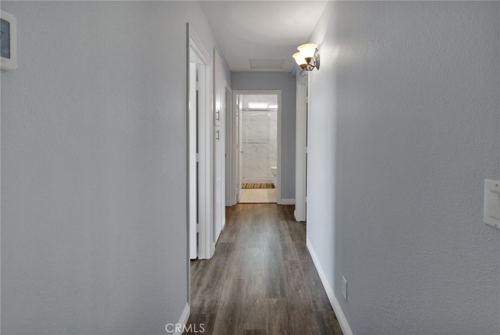 14374 Ironsides Lane