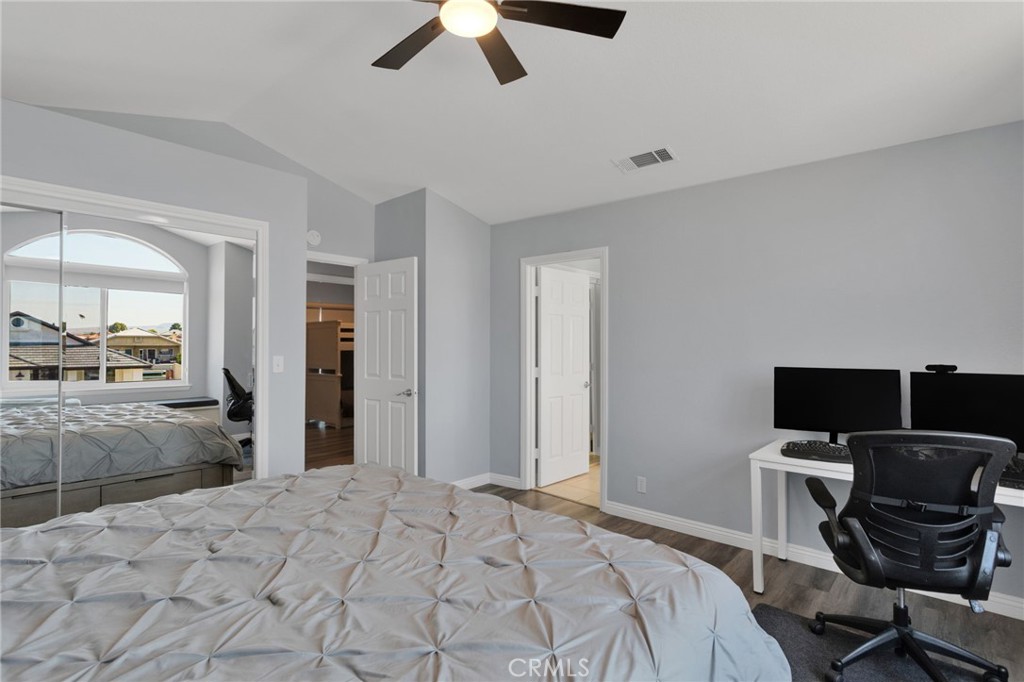 14374 Ironsides Lane