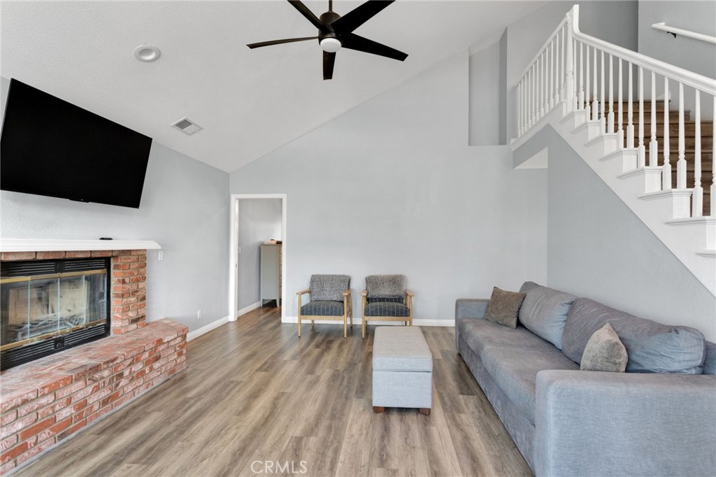 14374 Ironsides Lane