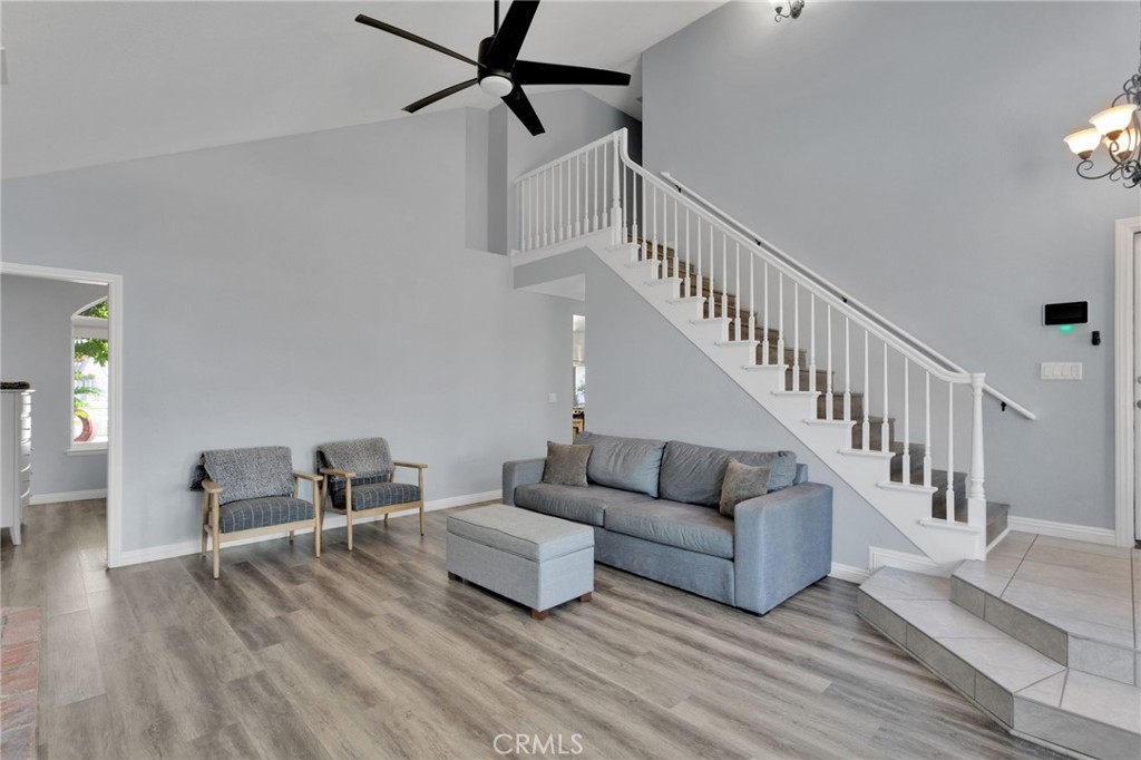 14374 Ironsides Lane
