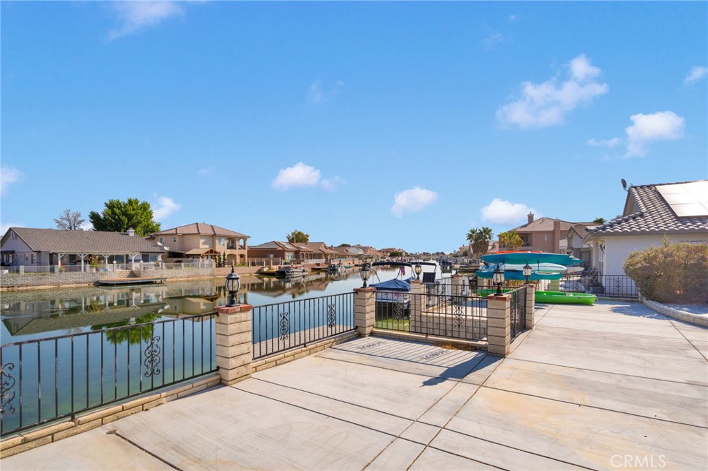 14374 Ironsides Lane