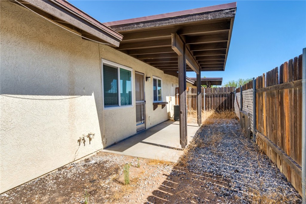 16077 Juniper Street