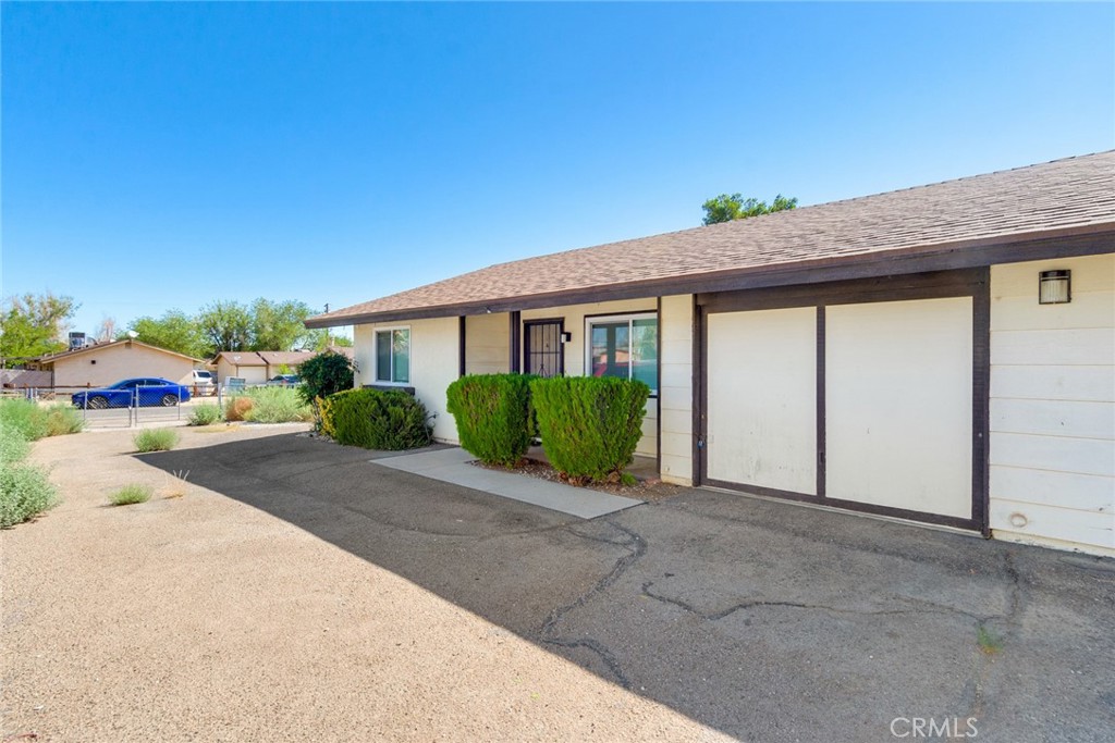 16077 Juniper Street