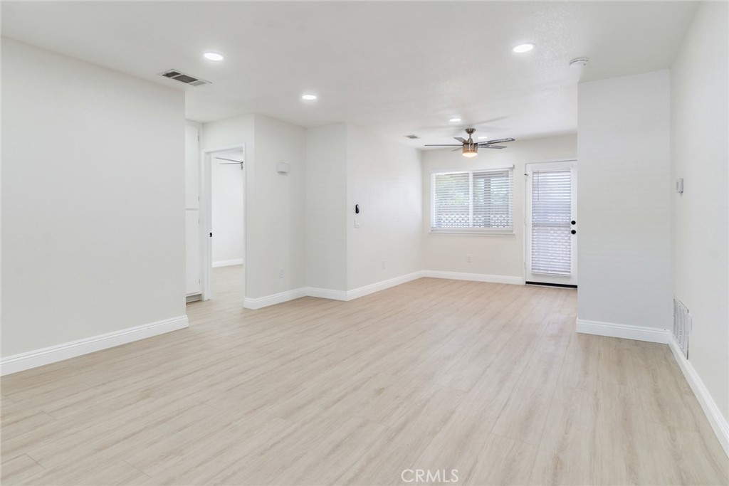 16077 Juniper Street