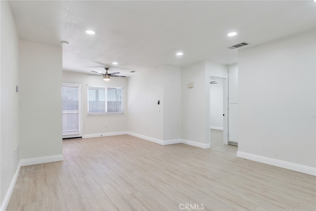 16077 Juniper Street