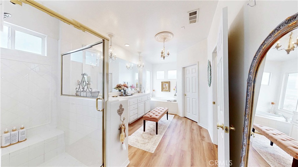 18563 Sunset Knoll