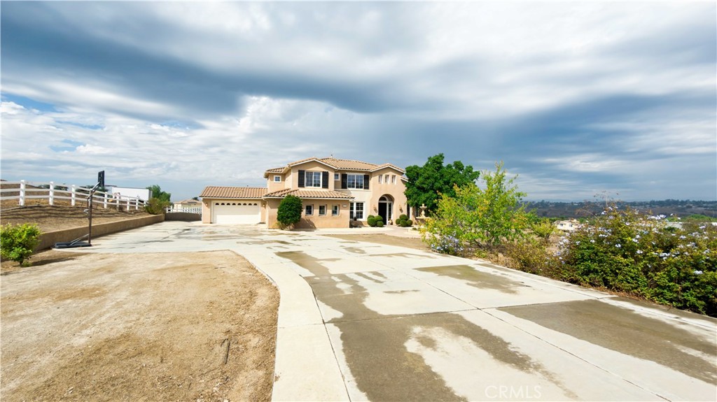 18563 Sunset Knoll