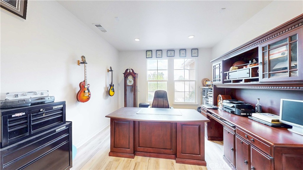 18563 Sunset Knoll