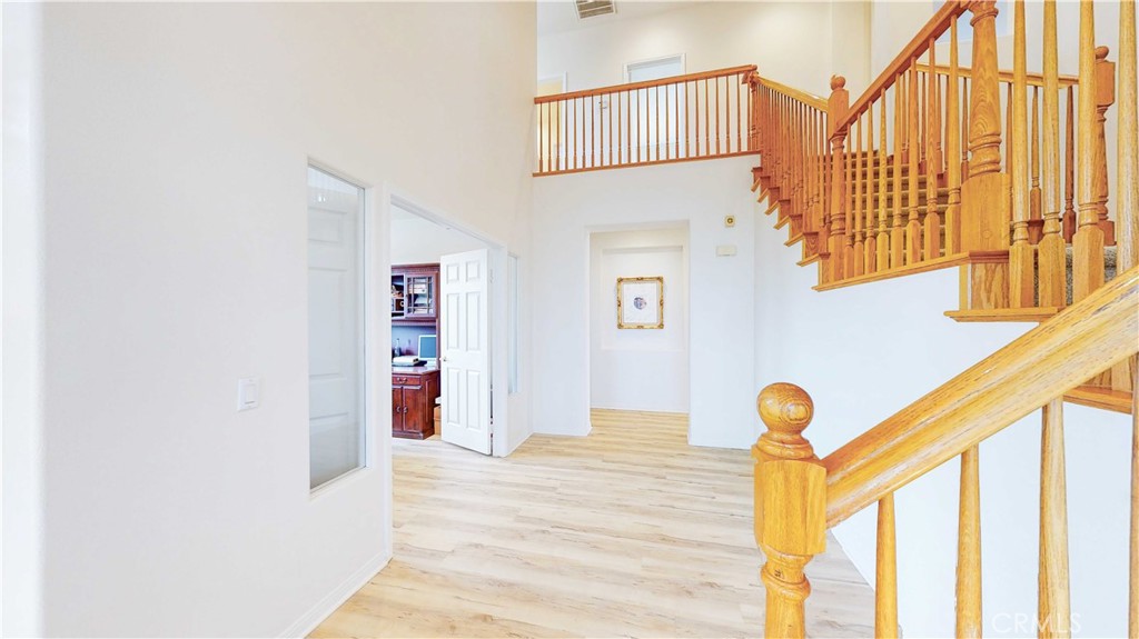 18563 Sunset Knoll