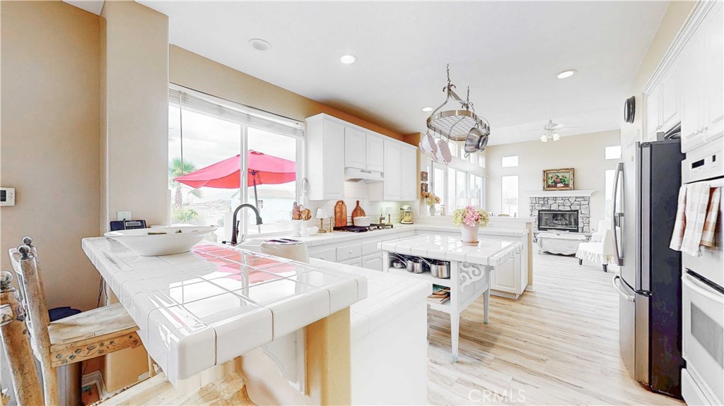 18563 Sunset Knoll