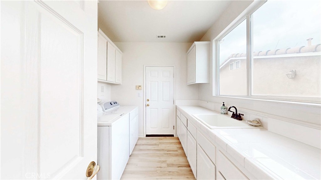 18563 Sunset Knoll