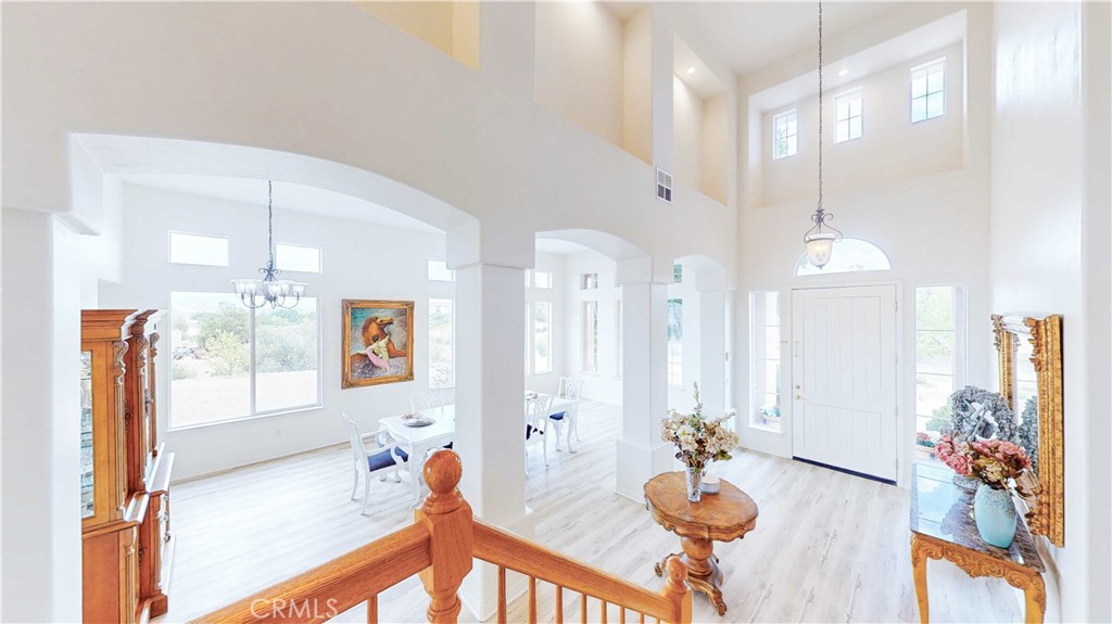 18563 Sunset Knoll