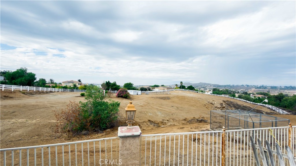 18563 Sunset Knoll