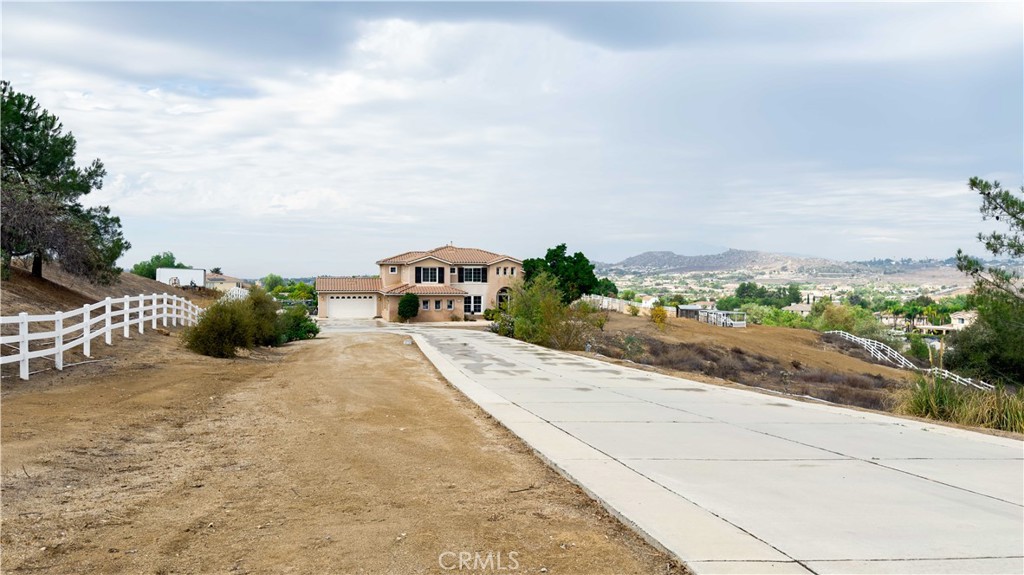 18563 Sunset Knoll