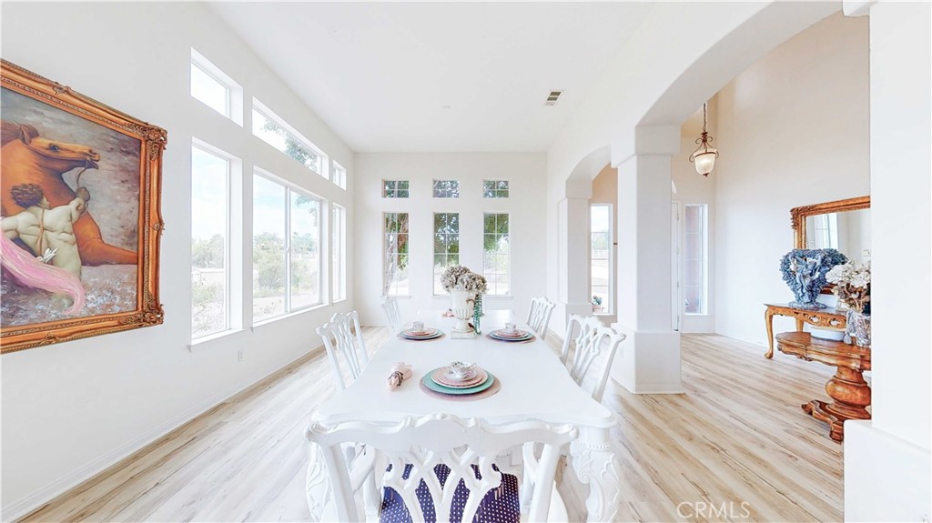18563 Sunset Knoll