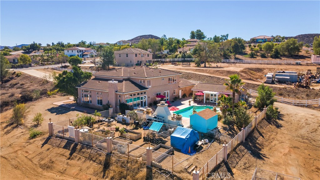 18563 Sunset Knoll