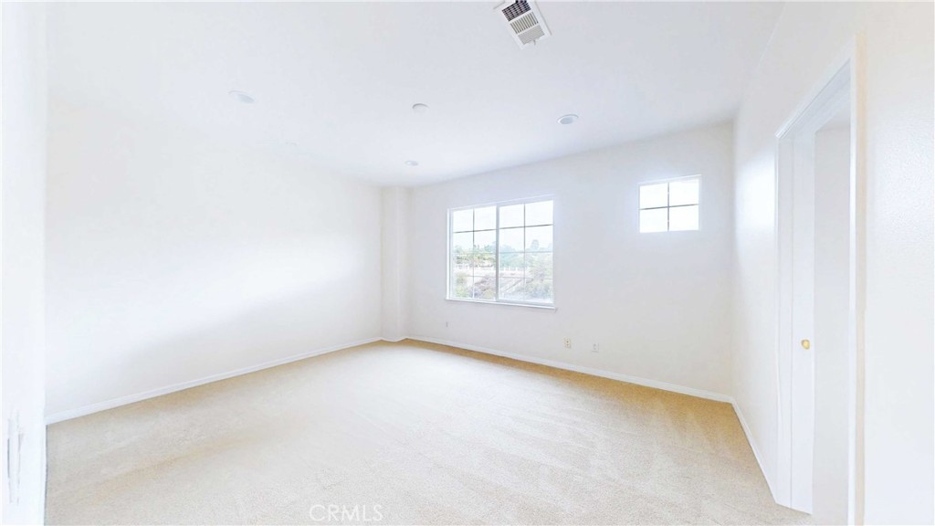 18563 Sunset Knoll