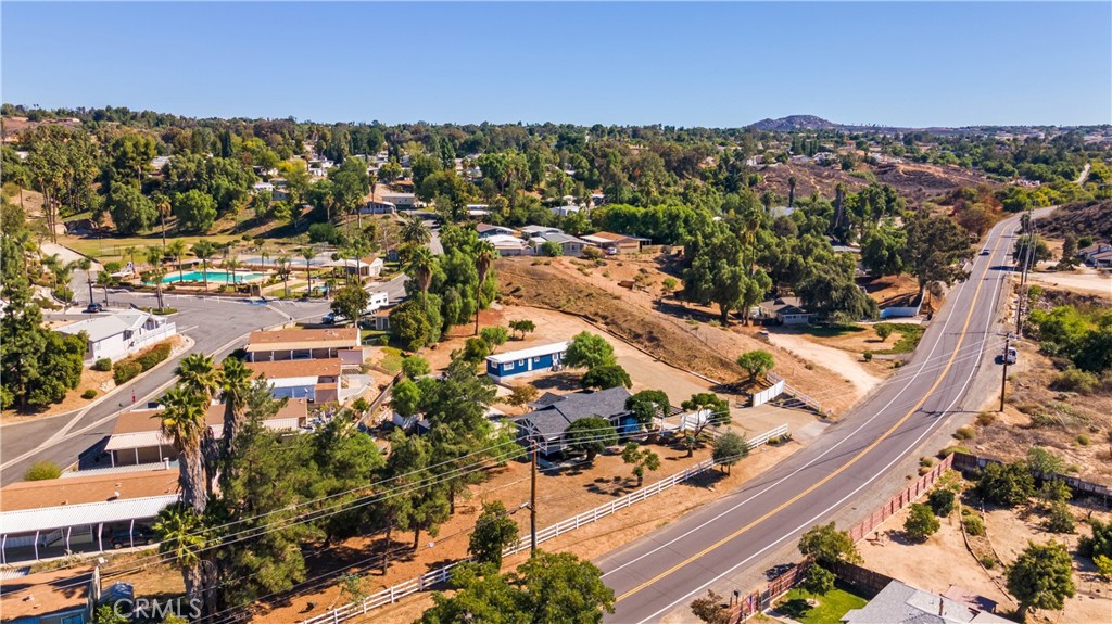 16672 Mockingbird Canyon Road