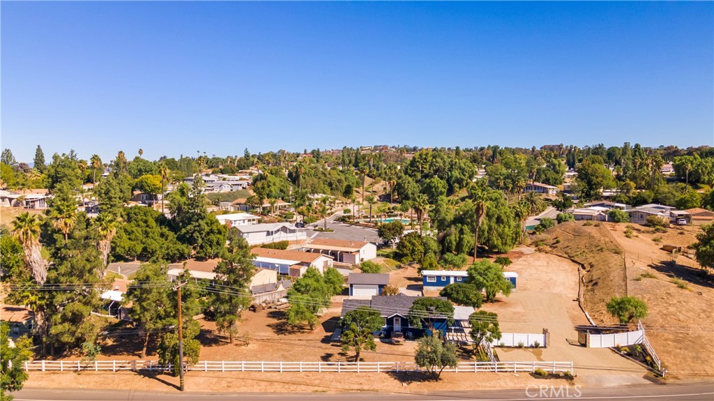 16672 Mockingbird Canyon Road