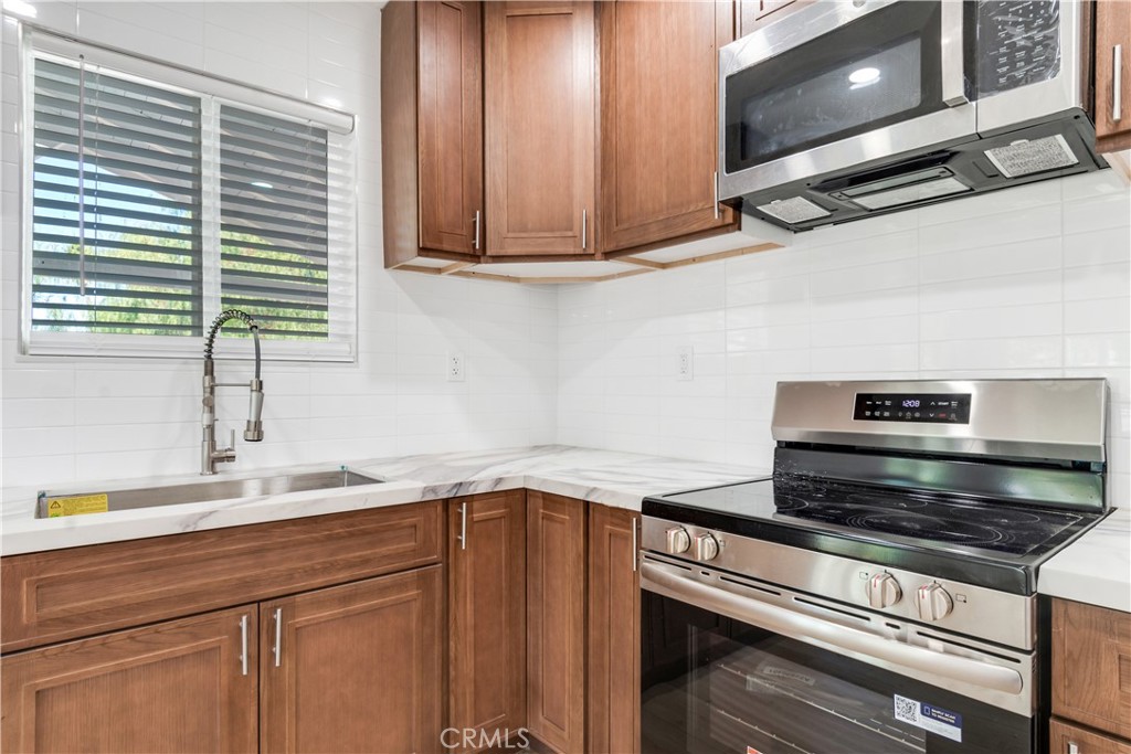 16672 Mockingbird Canyon Road