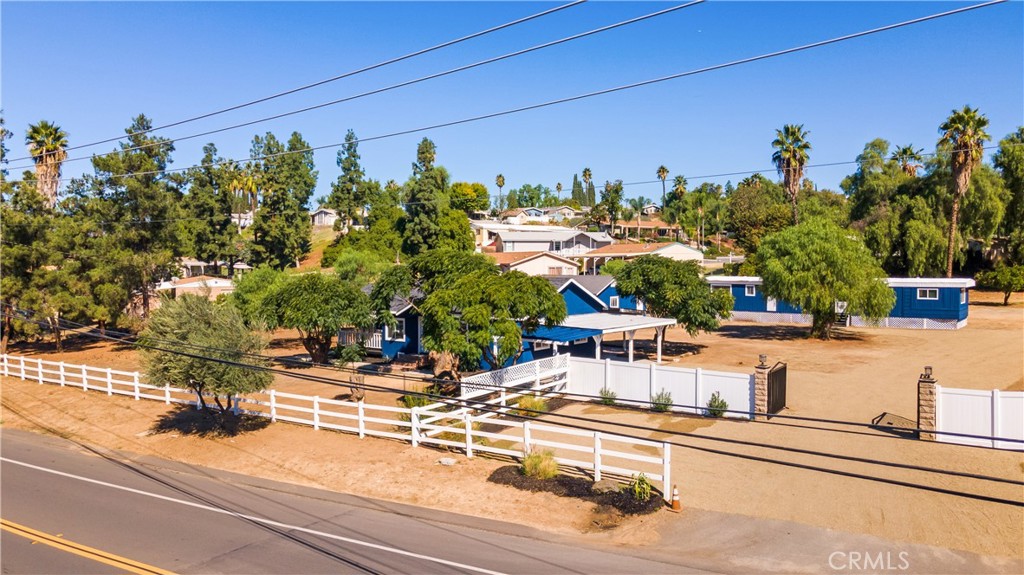 16672 Mockingbird Canyon Road