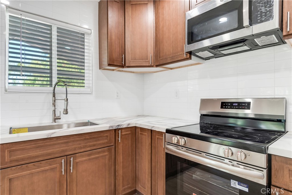 16672 Mockingbird Canyon Road