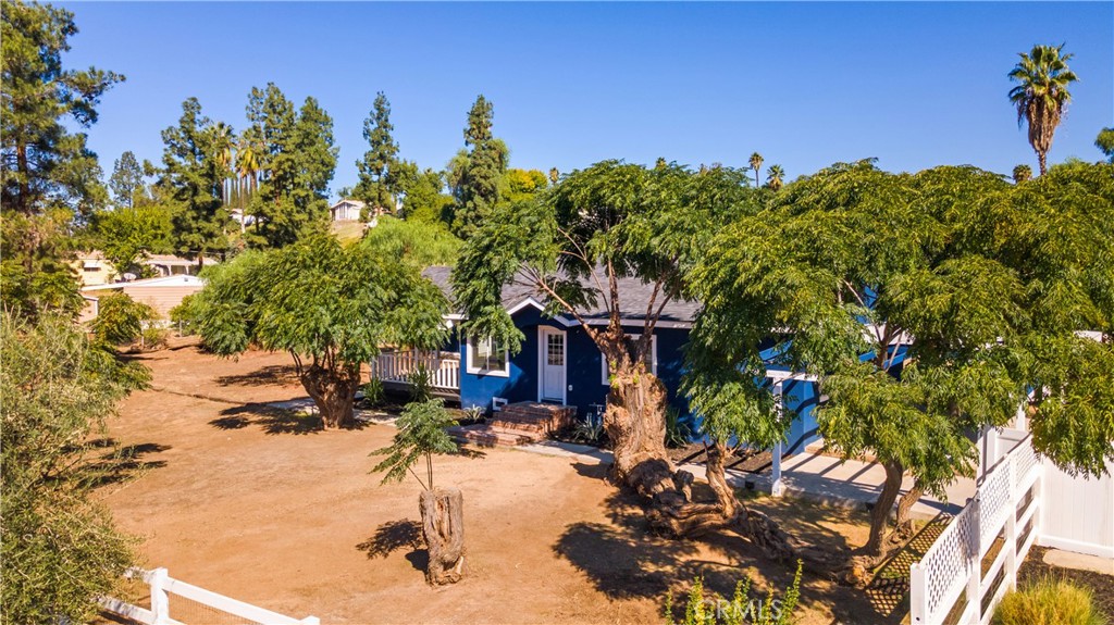 16672 Mockingbird Canyon Road