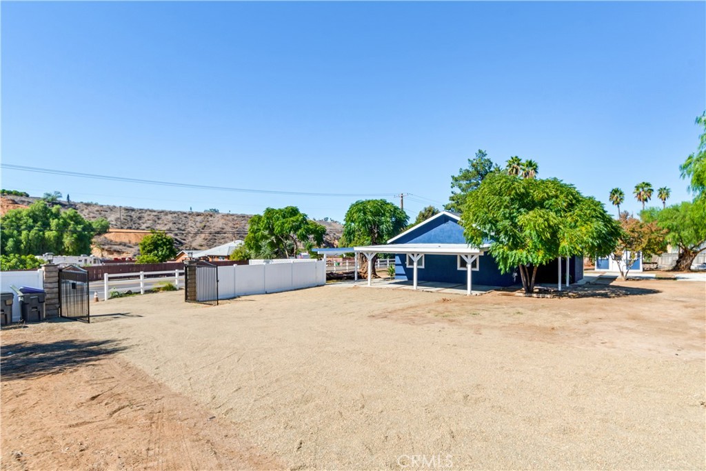 16672 Mockingbird Canyon Road